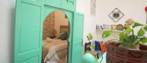 Classic Double Room, 1 Bedroom | Individually decorated, individually furnished, desk, laptop workspace