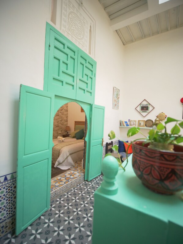 Classic Double Room, 1 Bedroom | Individually decorated, individually furnished, desk, laptop workspace