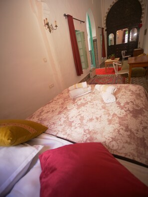 Design Double Room, 1 Bedroom | Individually decorated, individually furnished, desk, laptop workspace