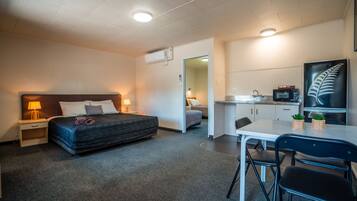 Family Room | 1 bedroom, free WiFi, bed sheets