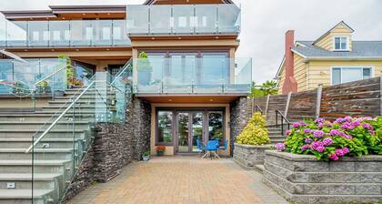 Elegant West Vancouver Suite