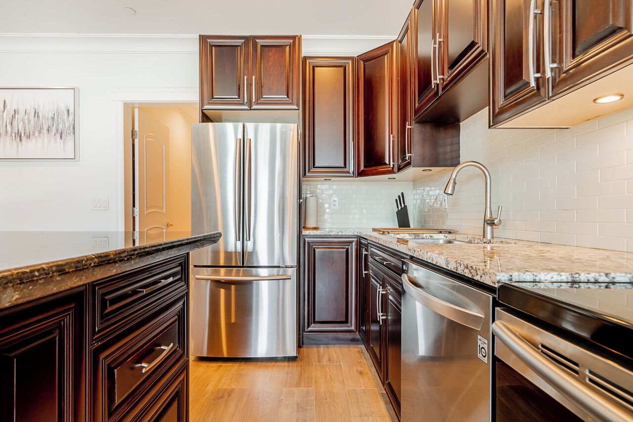 Cookware/dishes/utensils