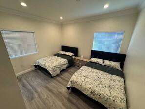 2 chambres, Wi-Fi gratuit, draps fournis