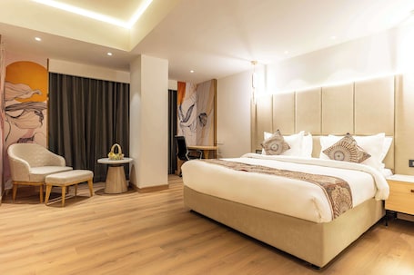 Premium bedding, minibar, in-room safe, desk. Best Western Ah1 Amritsar