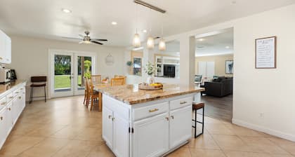 Lovely 4-bedroom house fits 15 people with outdoor playground