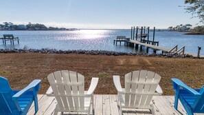 Property grounds - Whitehurst Lookout on the Sound (Beaufort)