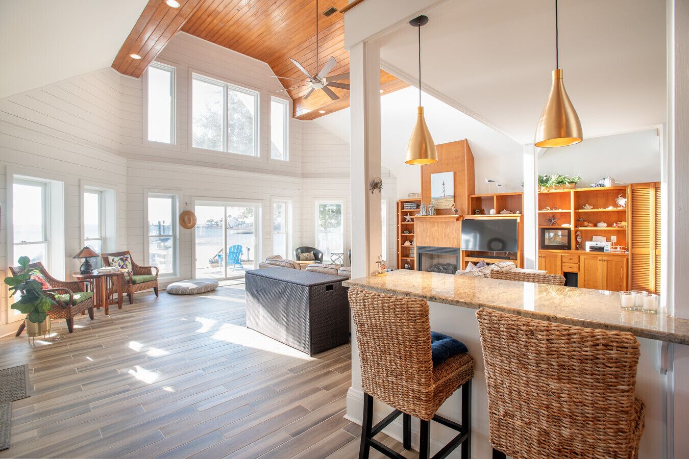 Smart TV, fireplace, books, printers