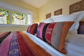 1 chambre, fer et planche à repasser, Wi-Fi gratuit, draps fournis