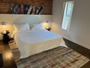 1 soverom, strykejern/-brett, wi-fi og sengetøy