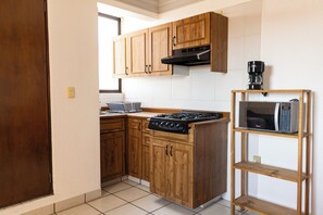 Microwave, stovetop