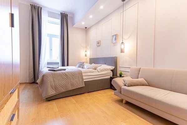 1 bedroom, iron/ironing board, WiFi, bed sheets