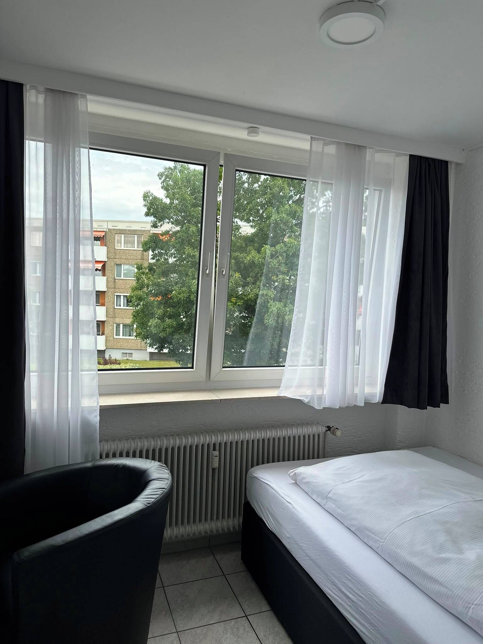 Standard Single Room | Desk, free WiFi