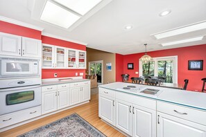 Fridge, microwave, coffee/tea maker, blender