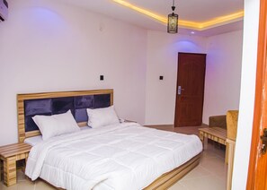 1 bedroom, desk, free WiFi