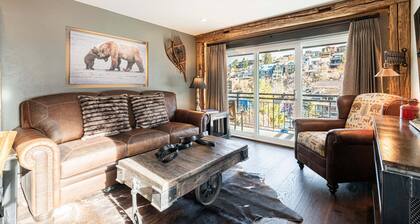 Rustic Luxe on Main | Spa, Dining & Charm On-Site at the Treasure Mountain Inn