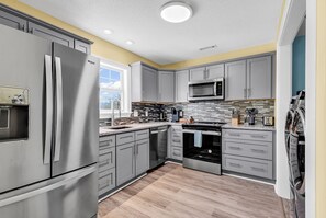 Fridge, microwave, oven, stovetop - 4BR Home • Pool • Dog Friendly • Short Beach Walk (North Myrtle Beach)