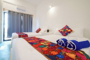 Comfort-Apartment, Balkon, eingeschränkter Meerblick