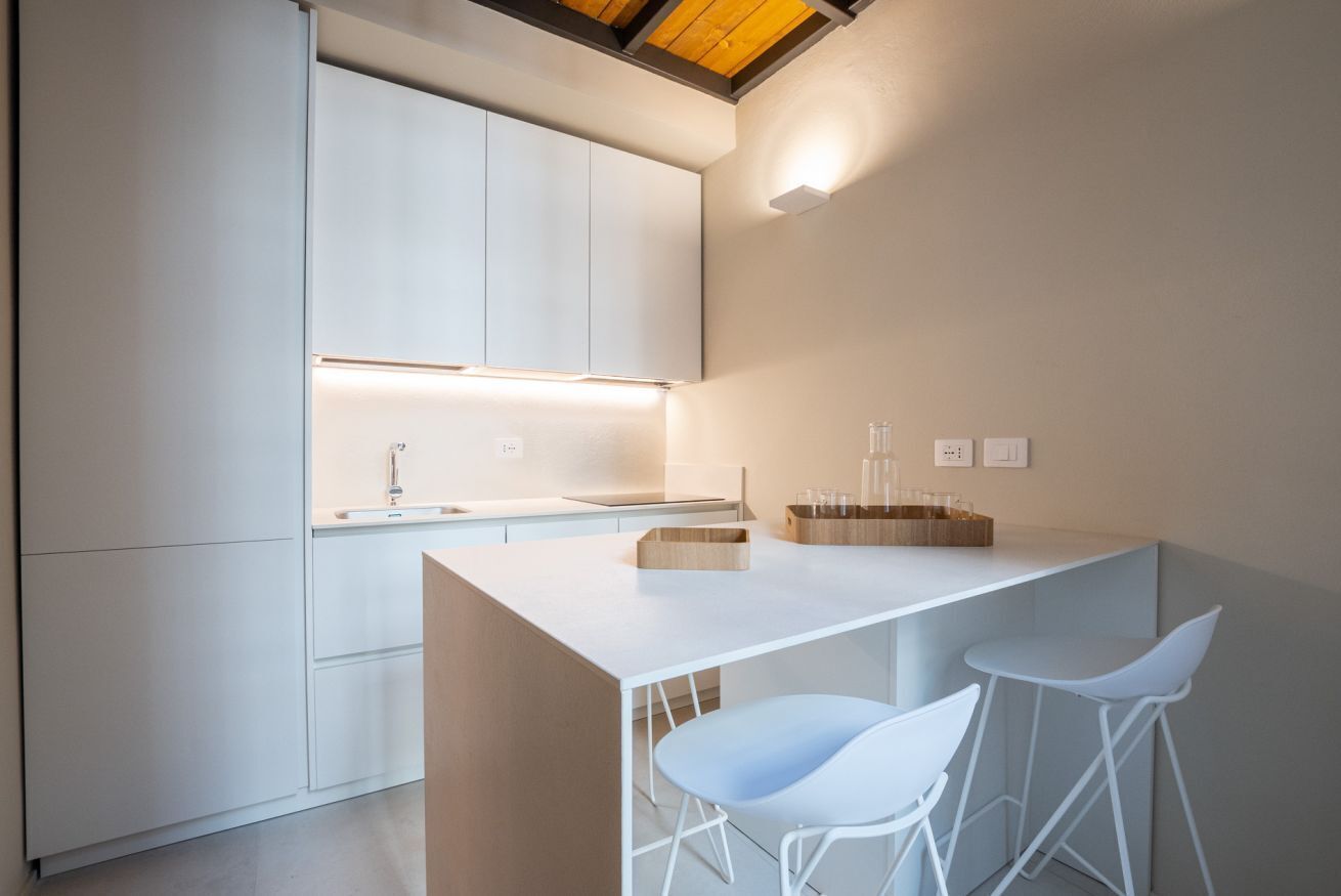 Kylskåp, ugn, spishäll och diskmaskin