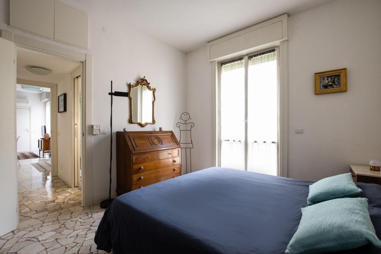 1 camera, Wi-Fi, lenzuola