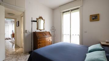 1 camera, Wi-Fi, lenzuola