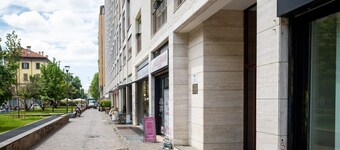 Arco della Pace Nest - Top location