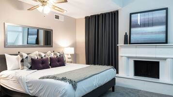 3 bedrooms, desk, iron/ironing board, travel crib