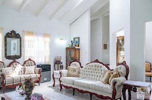 Smart TV, monitores de computador, impressoras