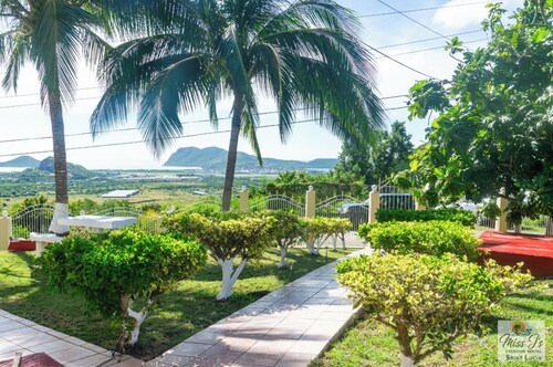 Miss J's Vacation Rental