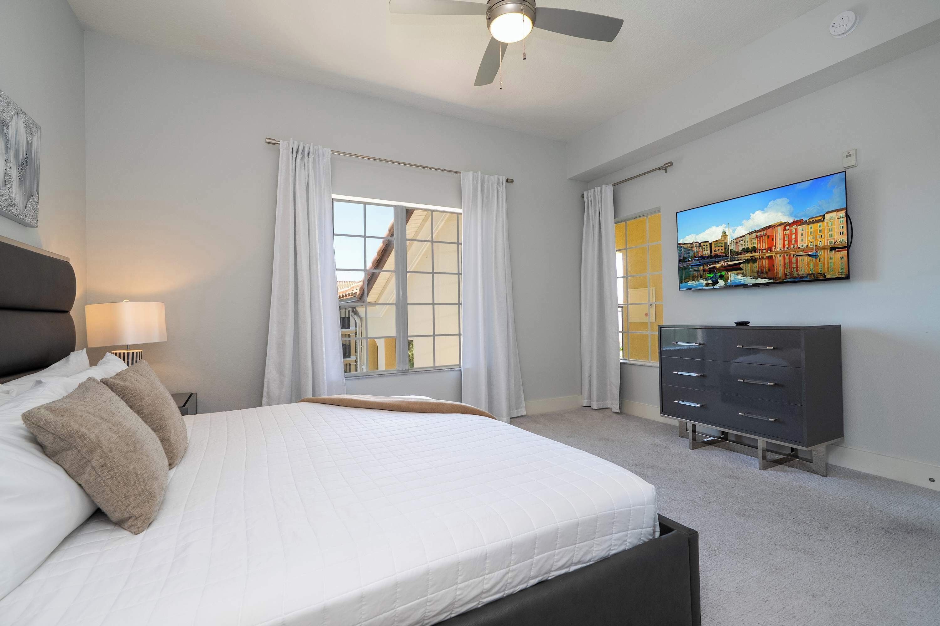 3 habitaciones, tabla de planchar con plancha y wifi gratis 