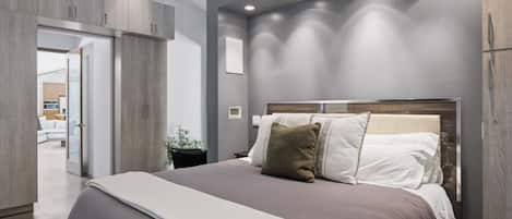 Escritorio, wifi y ropa de cama