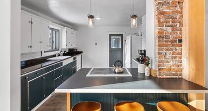 Cozy Retreat on Blaine St. w/ AC