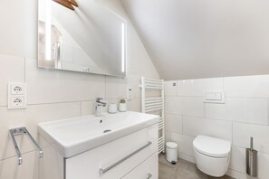 Shower, hair dryer, towels - Us Strän 2, Germany (Westerland)