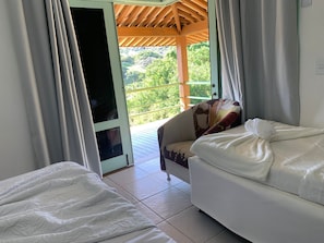 5 bedrooms, WiFi, bed sheets