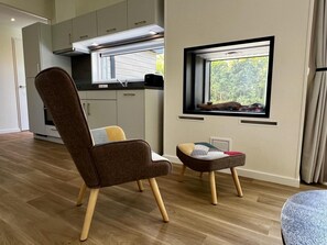 House | Private kitchen - Unique Chalet for 5 With Garden (Sint Maartensvlotbrug)