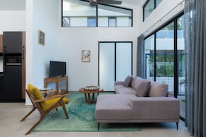 House, 2 Bedrooms, Patio, Garden View | Living room