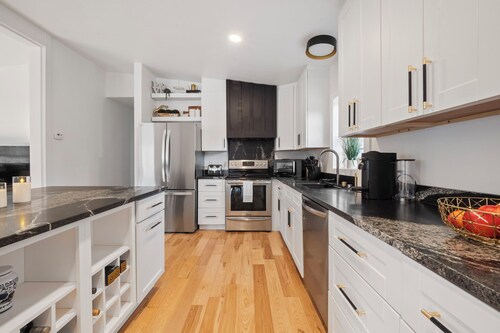 Serene, Spacious Riverfront Home close to Torch Lake with lots of Entertainment