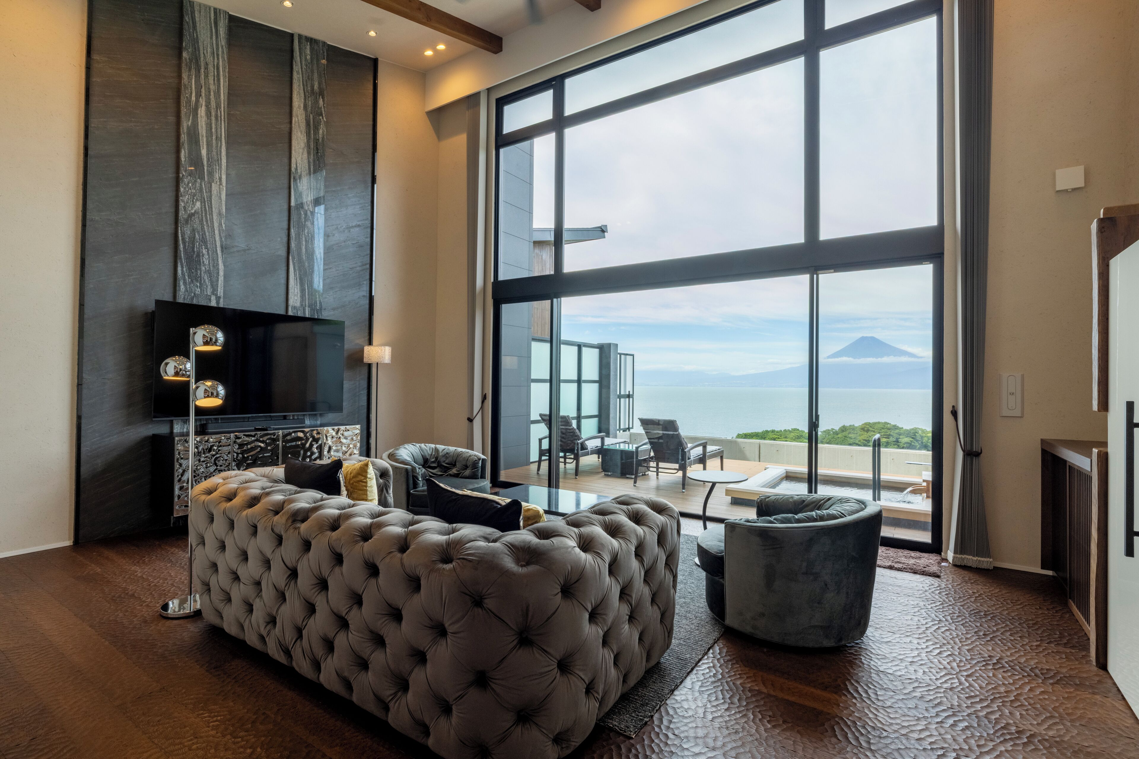 Amanohara Guest room with open-air bath and sauna overlooking Mt. Fuji and Suruga Bay