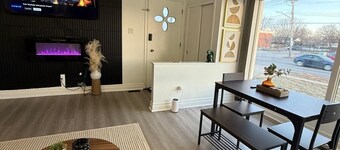 Charming Getaway | Hot Tub • Games • Chill Vibes