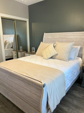 2 bedrooms, iron/ironing board, travel crib, free WiFi - Birdie on the Green in Myrtle wood (Myrtle Beach)