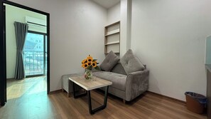 Deluxe Apartment, Balcony, City View | 1 bedroom, desk, free WiFi - Era Apartment Doan Ke Thien  (Hanoi)