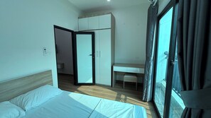 Deluxe Apartment, Balcony, City View | 1 bedroom, desk, free WiFi - Era Apartment Doan Ke Thien  (Hanoi)
