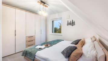 4 Schlafzimmer, Bügeleisen/Bügelbrett, kostenloses WLAN, Bettwäsche
