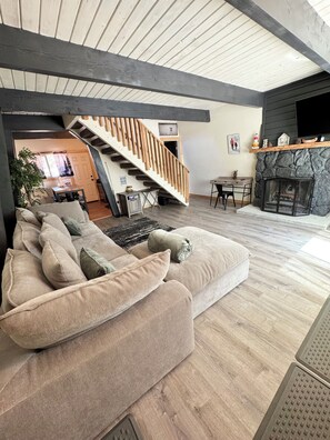 Smart-TV, Kamin