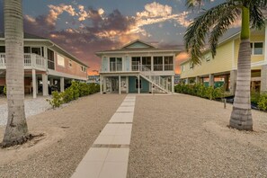 ال�منشأة من الخارج