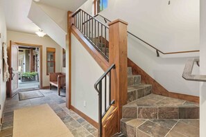 Interior - SkiView Luxury Townhome - Steps to Ketchum + Skiing, Dog-Friendly! (Ketchum)