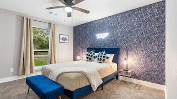 4 slaapkamers, een bureau, een strijkplank/strijkijzer, gratis wifi