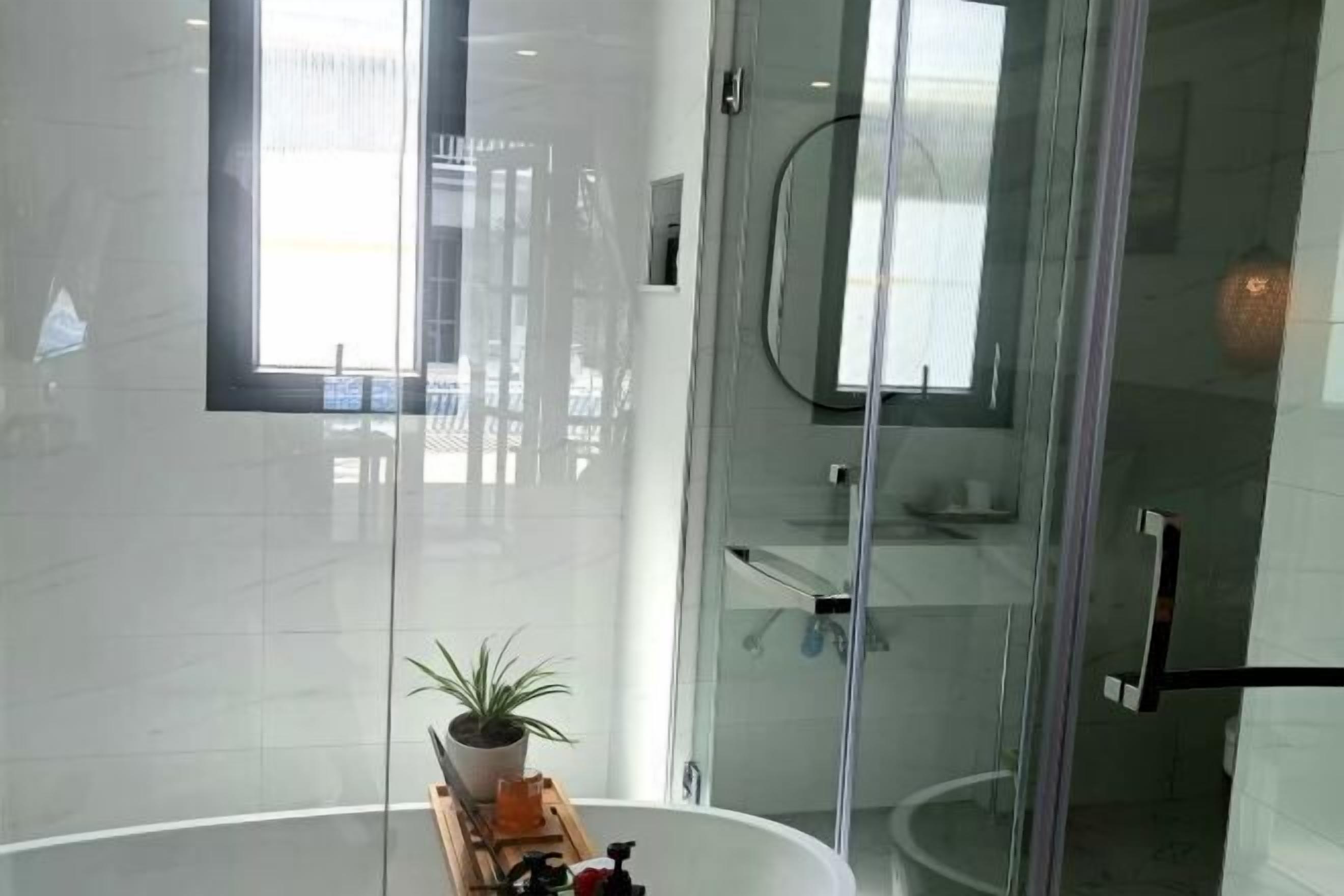 Bathroom | Free toiletries, slippers, towels, soap