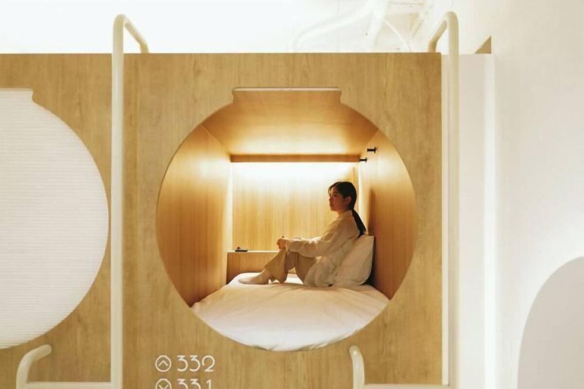 In-room safe, laptop workspace, WiFi (free), bed sheets