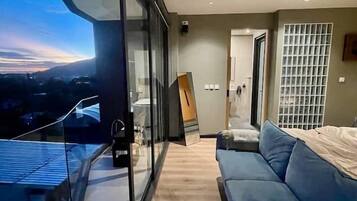 3 bedrooms, free WiFi