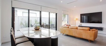 Scarborough Laneway Retreat